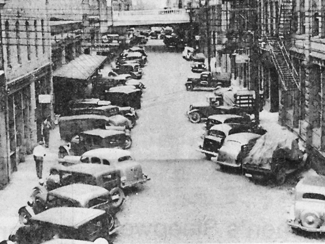 Photo of 20's era cars parked along Morris Avenue.